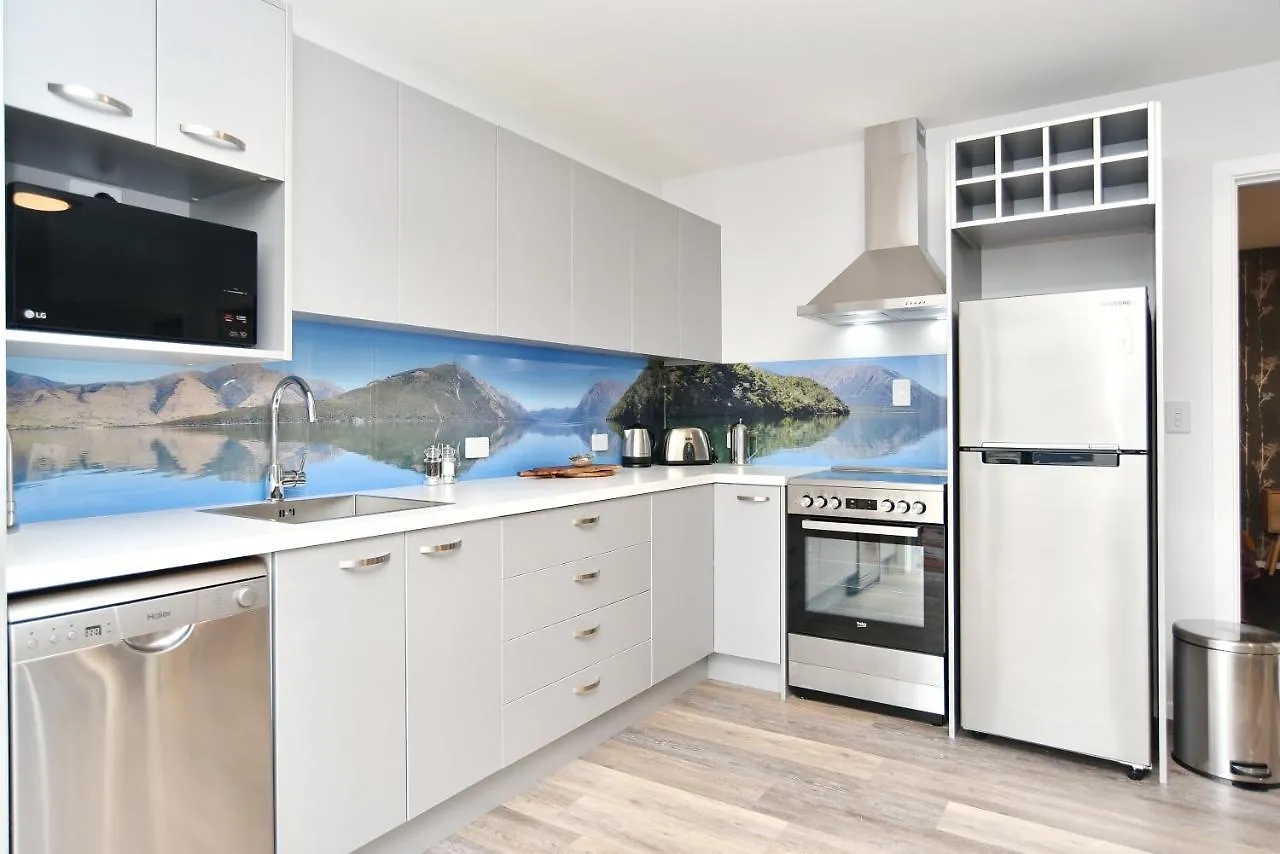 Brockworth Place - Christchurch Holiday Homes