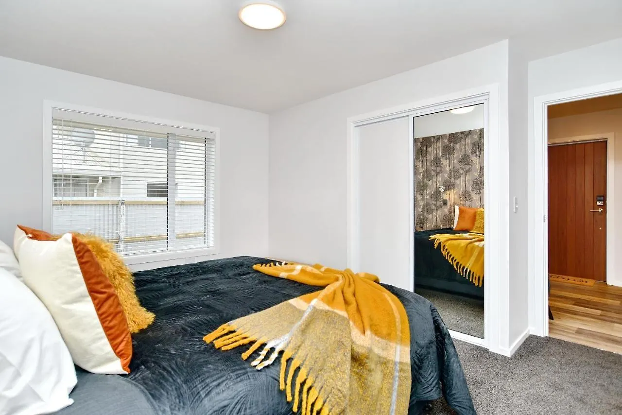 Brockworth Place - Christchurch Holiday Homes