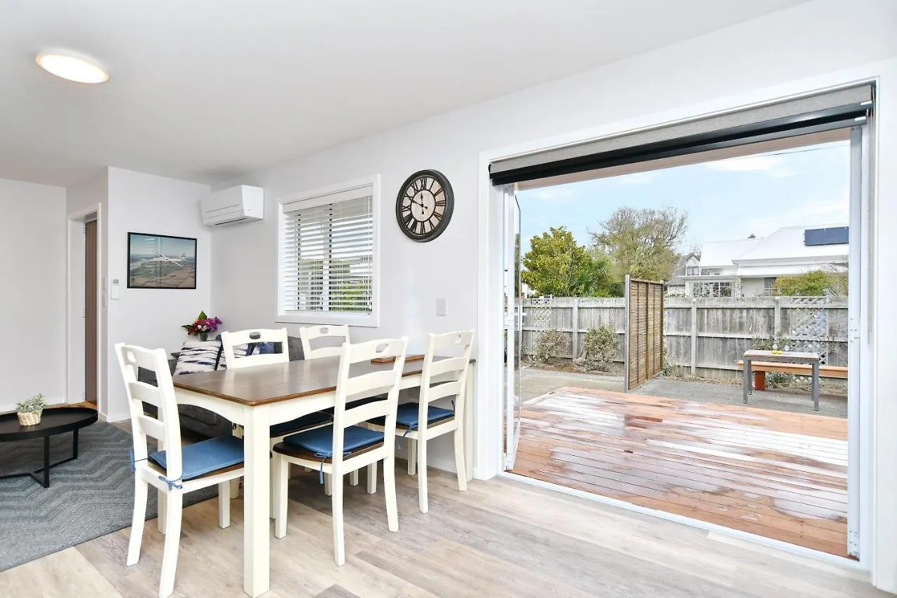 Brockworth Place - Christchurch Holiday Homes