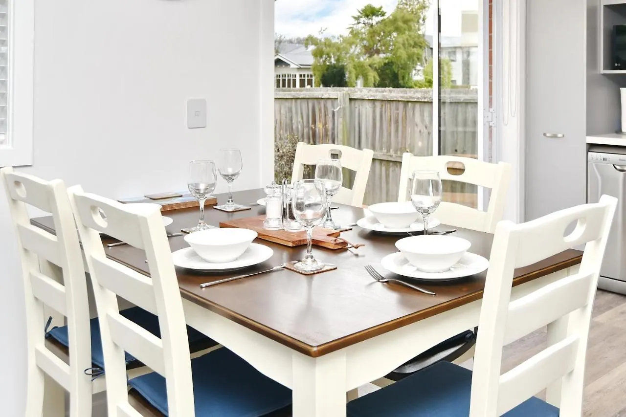 Brockworth Place - Christchurch Holiday Homes